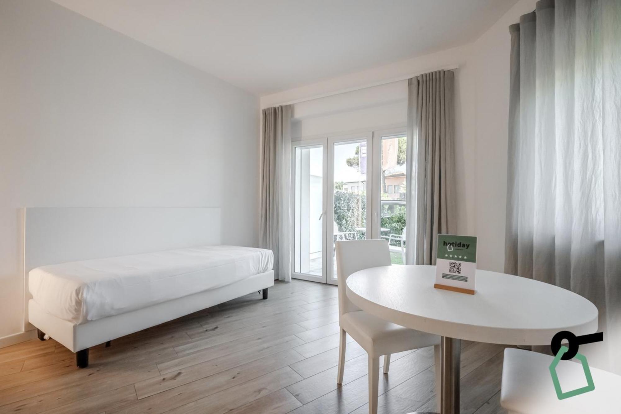 Hotiday Room Collection - Tirrenia Extérieur photo